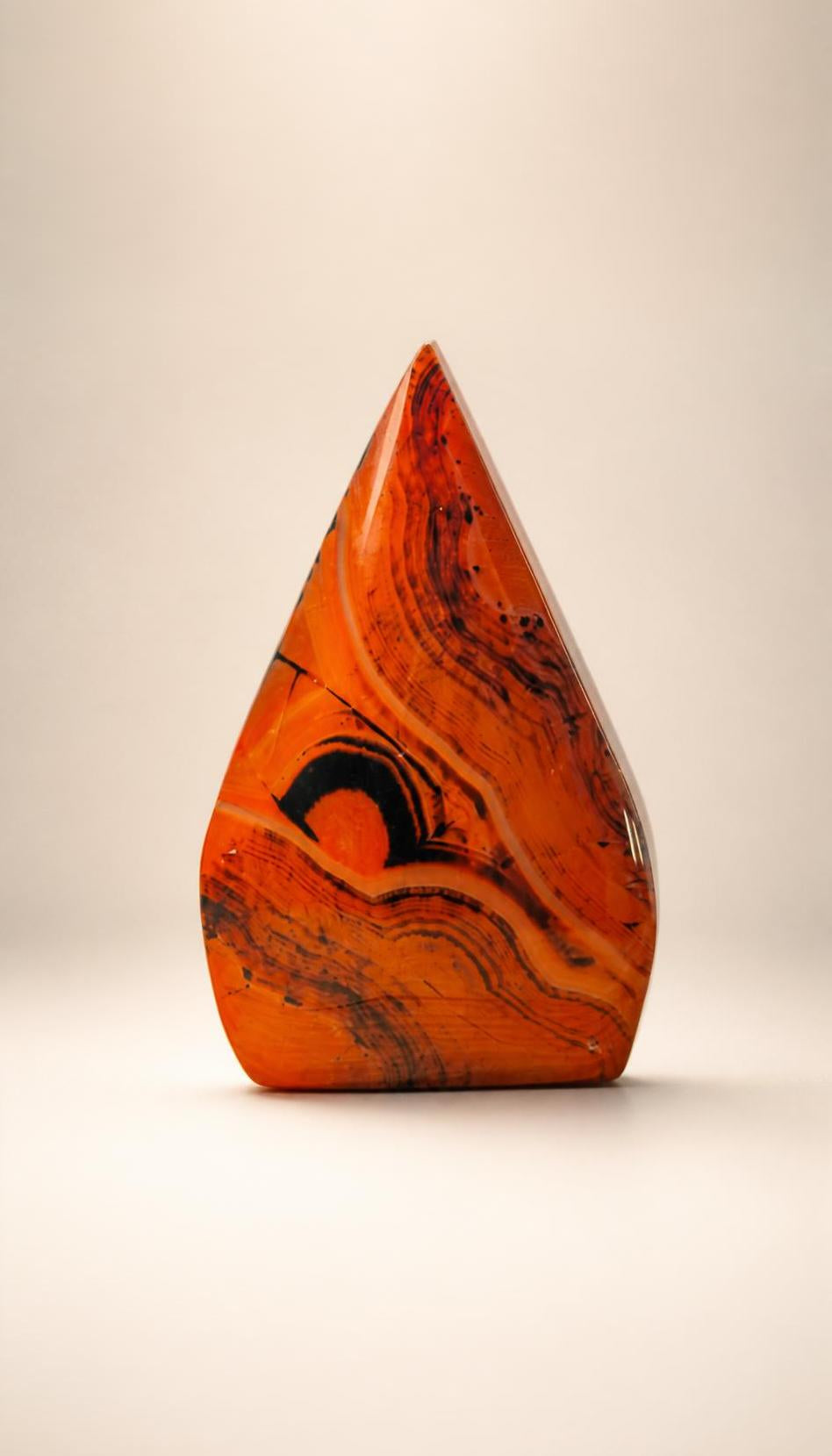 Sardonyx Arrow – Carving – 125g