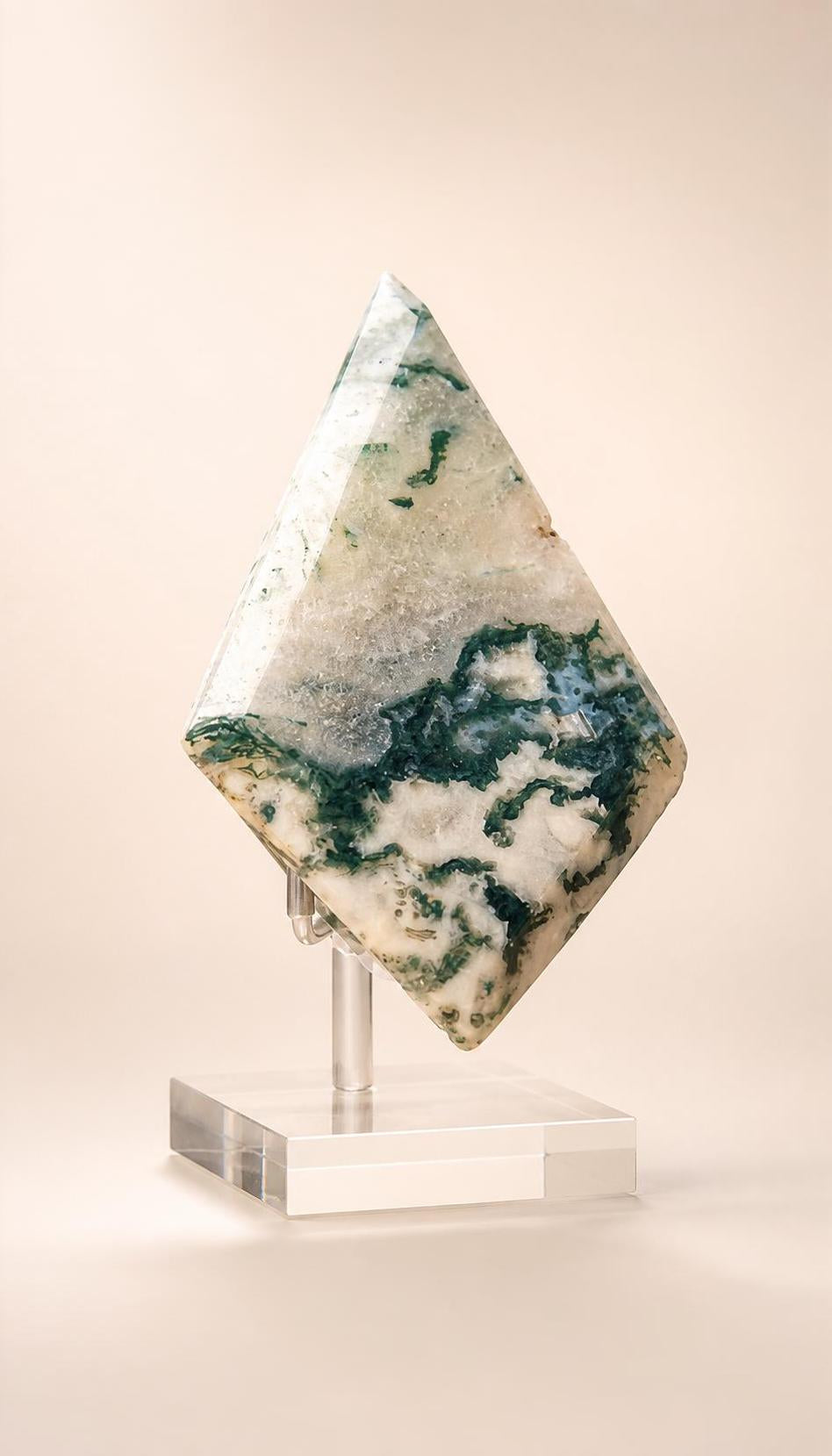 Moss Agate Double Rhombus – Carving – 209g