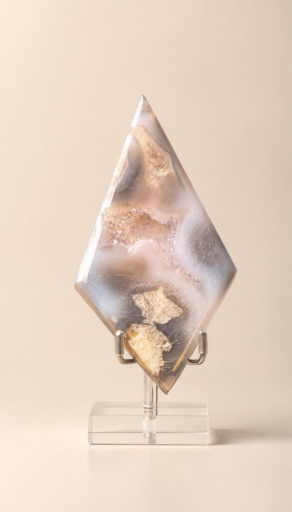 Druzy Amethyst Agate – Rhombus – 147g