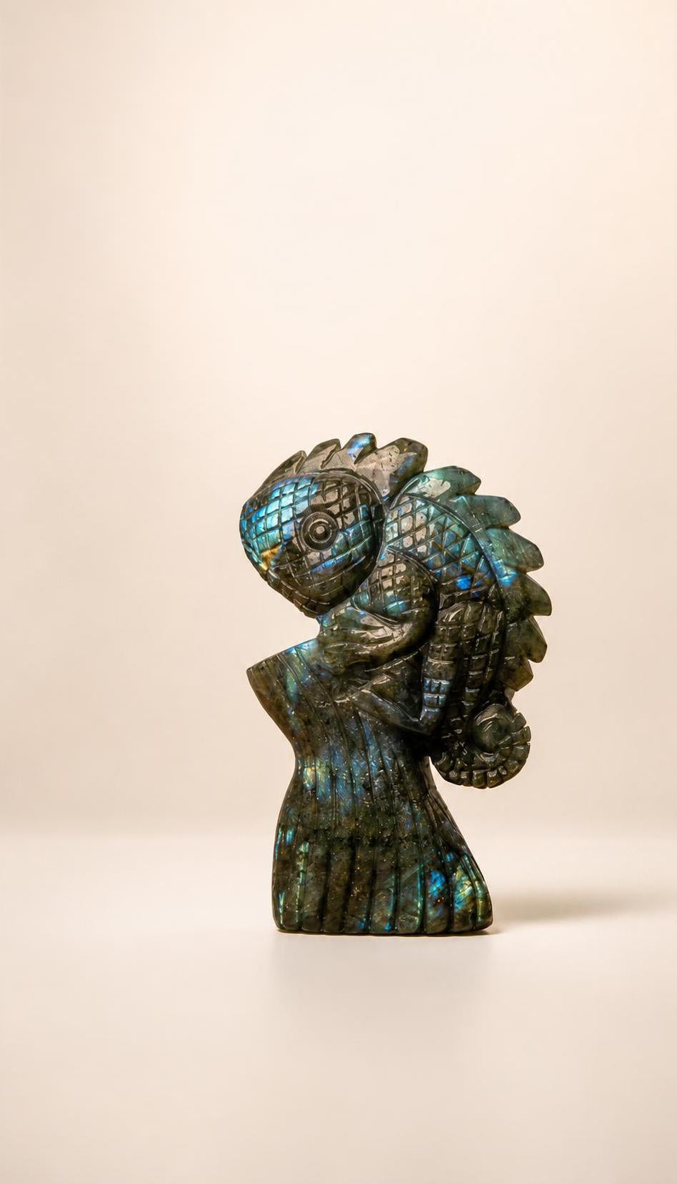 Labradorite – Chameleon Carving – 244g
