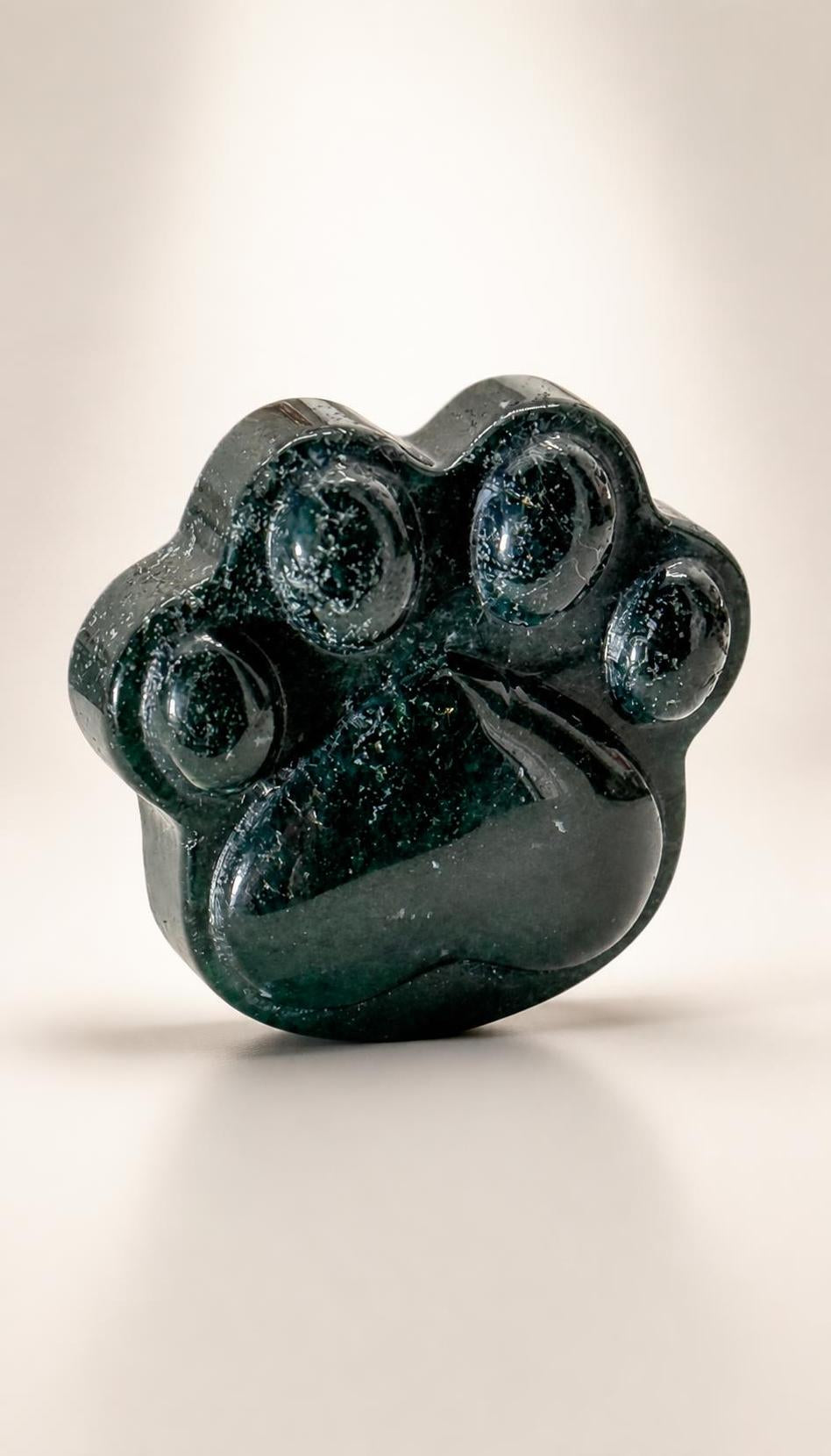 Moss Agate Paw - Carving - 82g