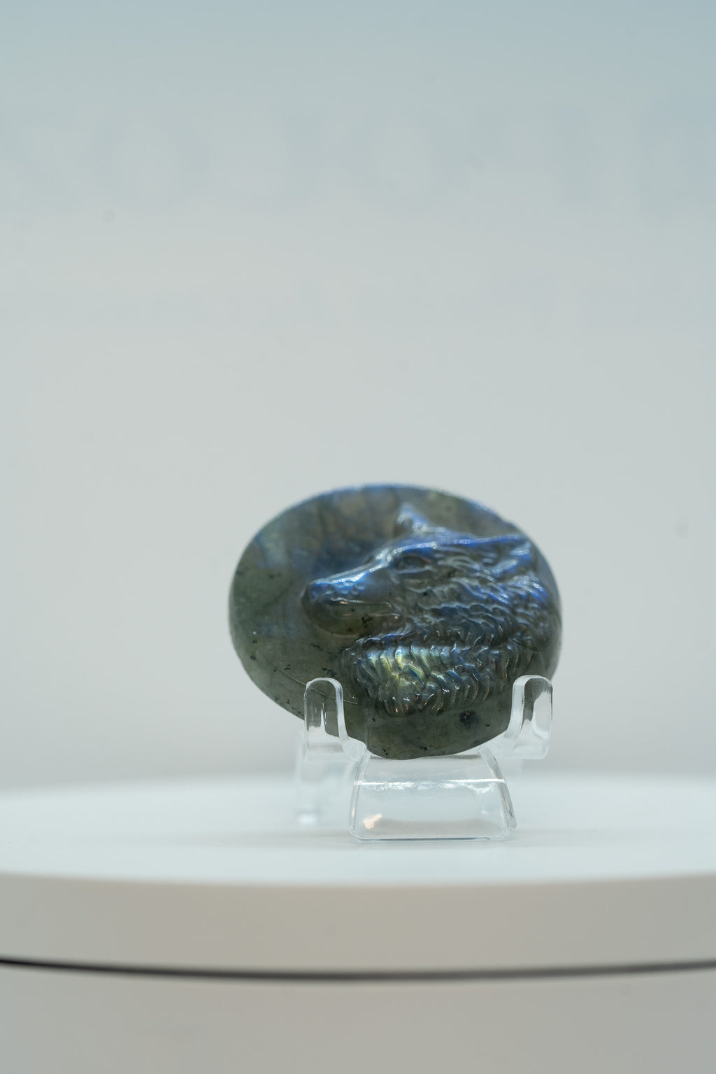 Labradorite Wolf's Head – 17g