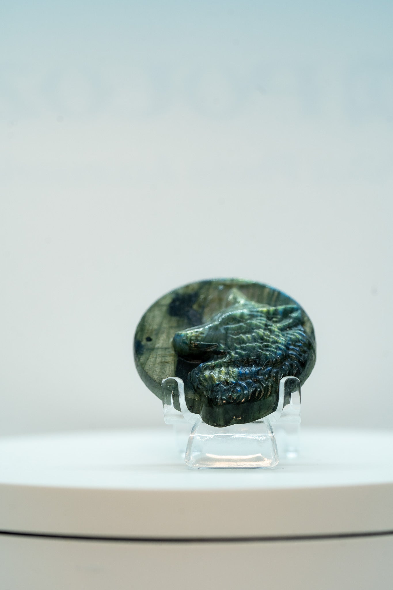 Labradorite Wolf's Head – 13g