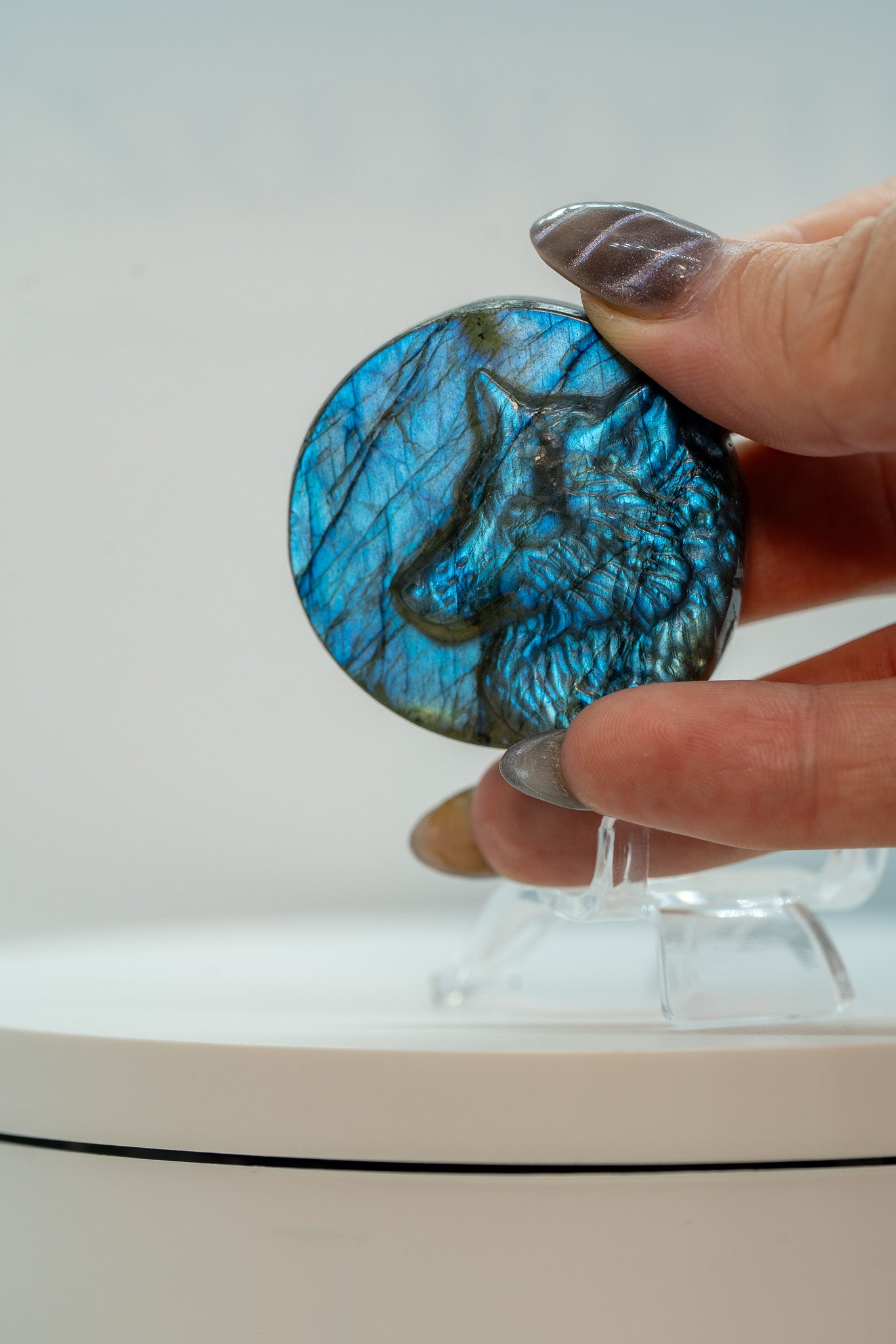 Labradorite Wolf's Head – 18g