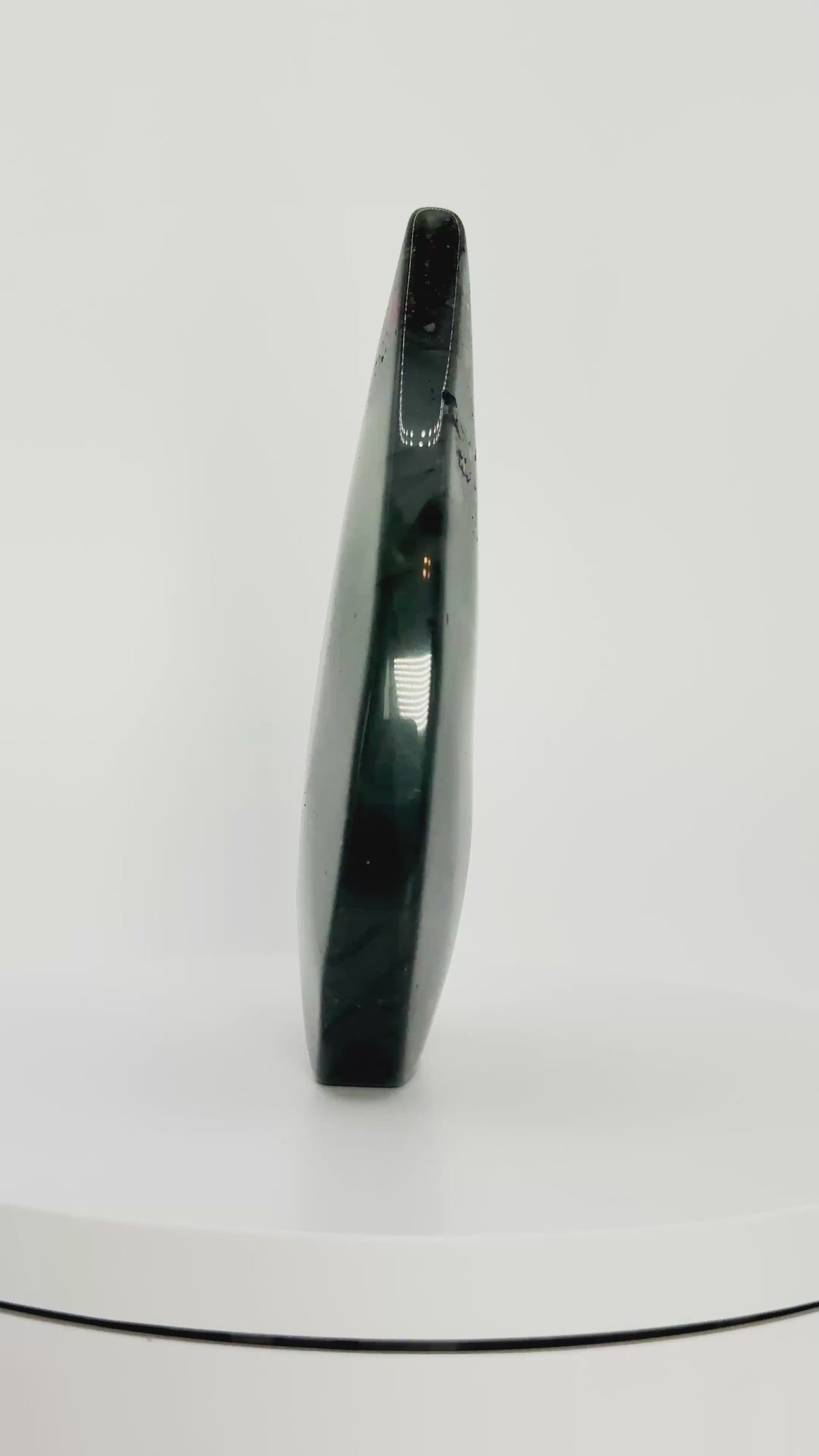 African Bloodstone – Arrow Form – 181g