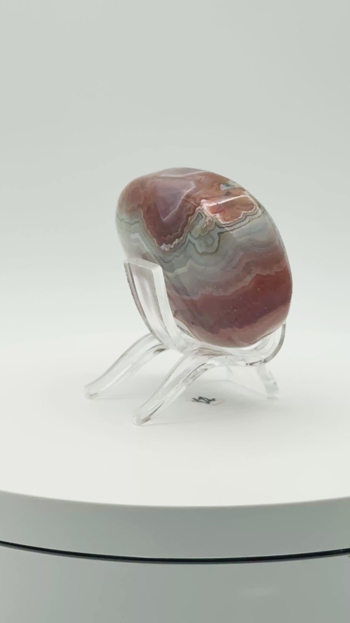 Amethyst Mixed Stripe Agate Palm – Palm Stone – 88g
