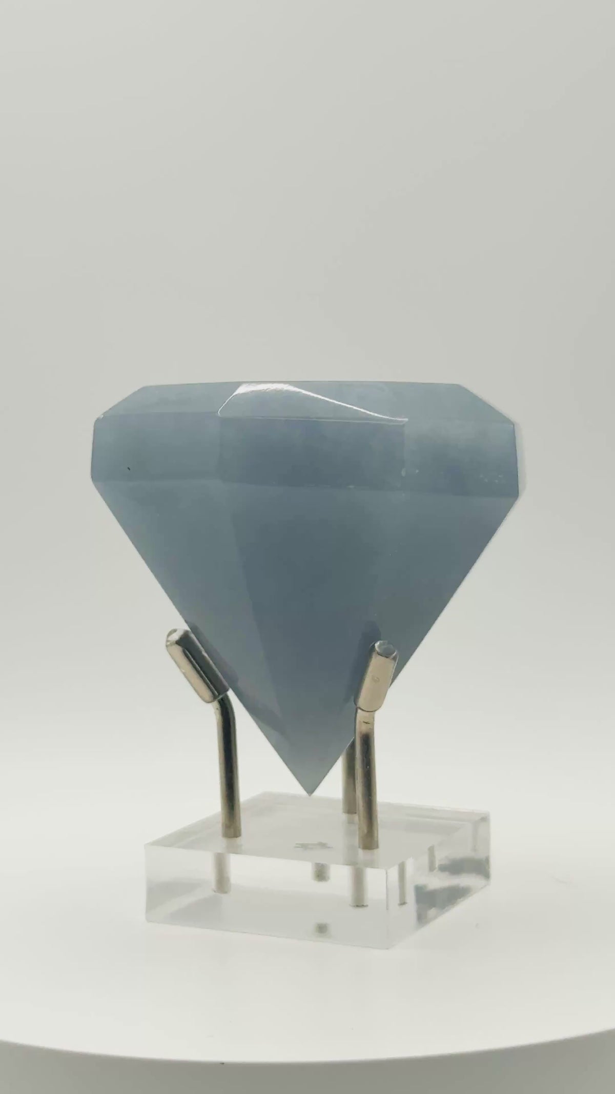 Blue Angelite – Diamond Form – 275g